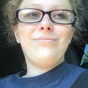 Meet your Posher, Brittney